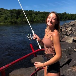 Meet your Posher, Alycia